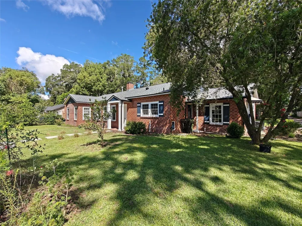 1326 NW 10TH AVENUE Gainesville, FL 32605