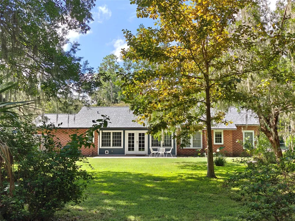 1326 NW 10TH AVENUE Gainesville, FL 32605
