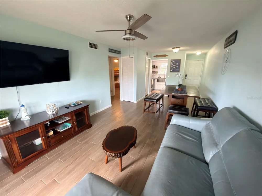 439 S PAULA DRIVE #103 Dunedin, FL 34698