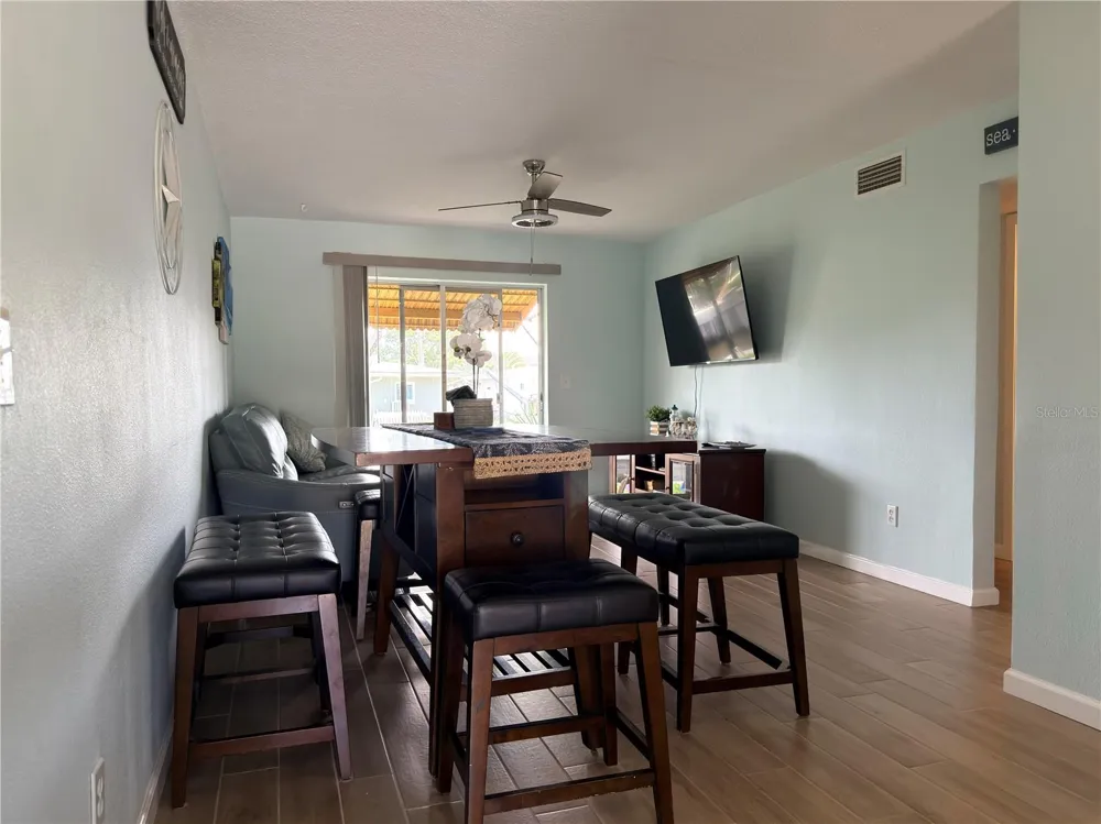 439 S PAULA DRIVE #103 Dunedin, FL 34698