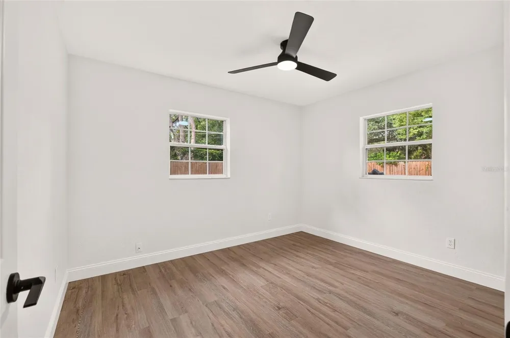 1421 NE 17TH AVENUE Gainesville, FL 32609
