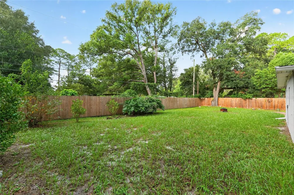 1421 NE 17TH AVENUE Gainesville, FL 32609