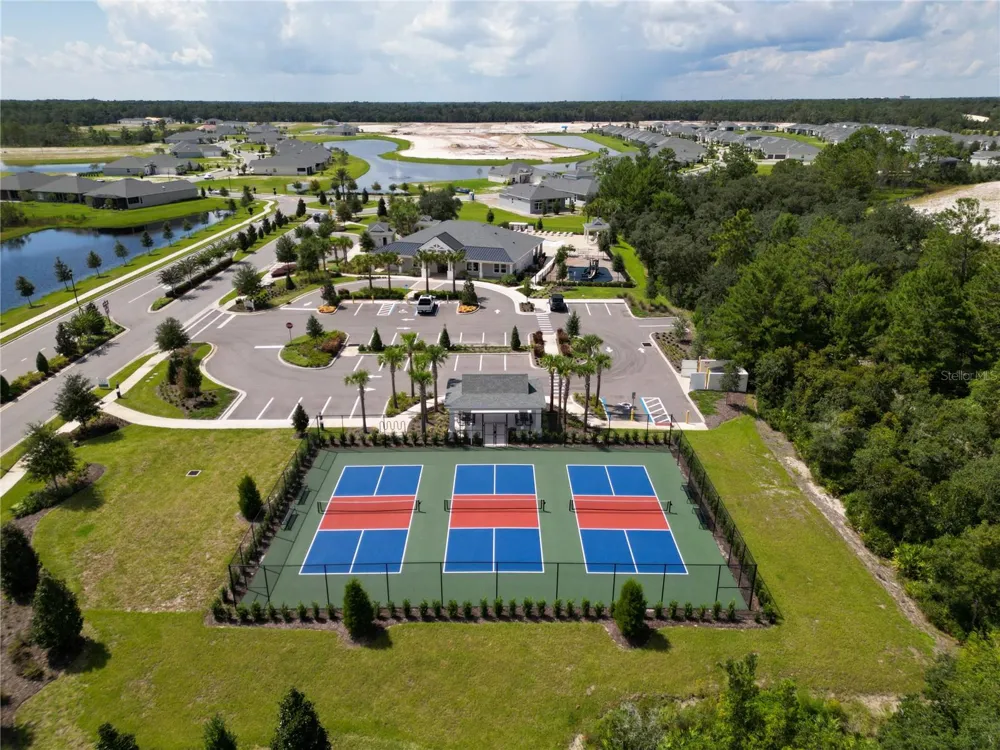 1633 LAKE RESERVE DRIVE Deland, FL 32724
