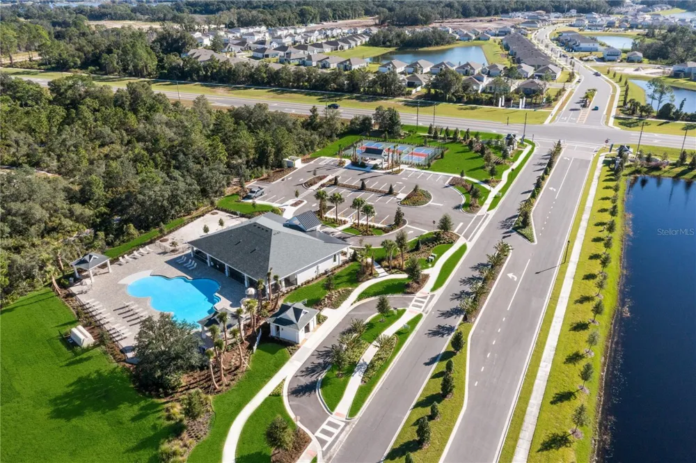 1633 LAKE RESERVE DRIVE Deland, FL 32724