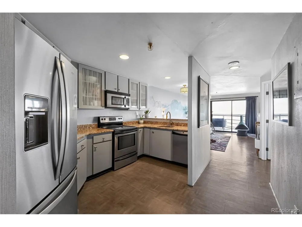 100 Park Avenue #1703 Denver, CO 80205