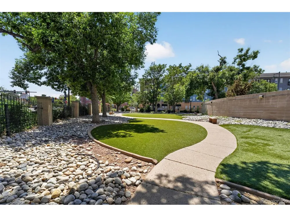 100 Park Avenue #1703 Denver, CO 80205
