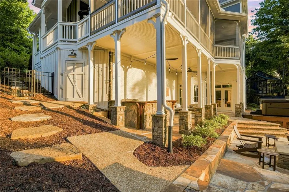 117 Peninsula Way Dawsonville, GA 30534