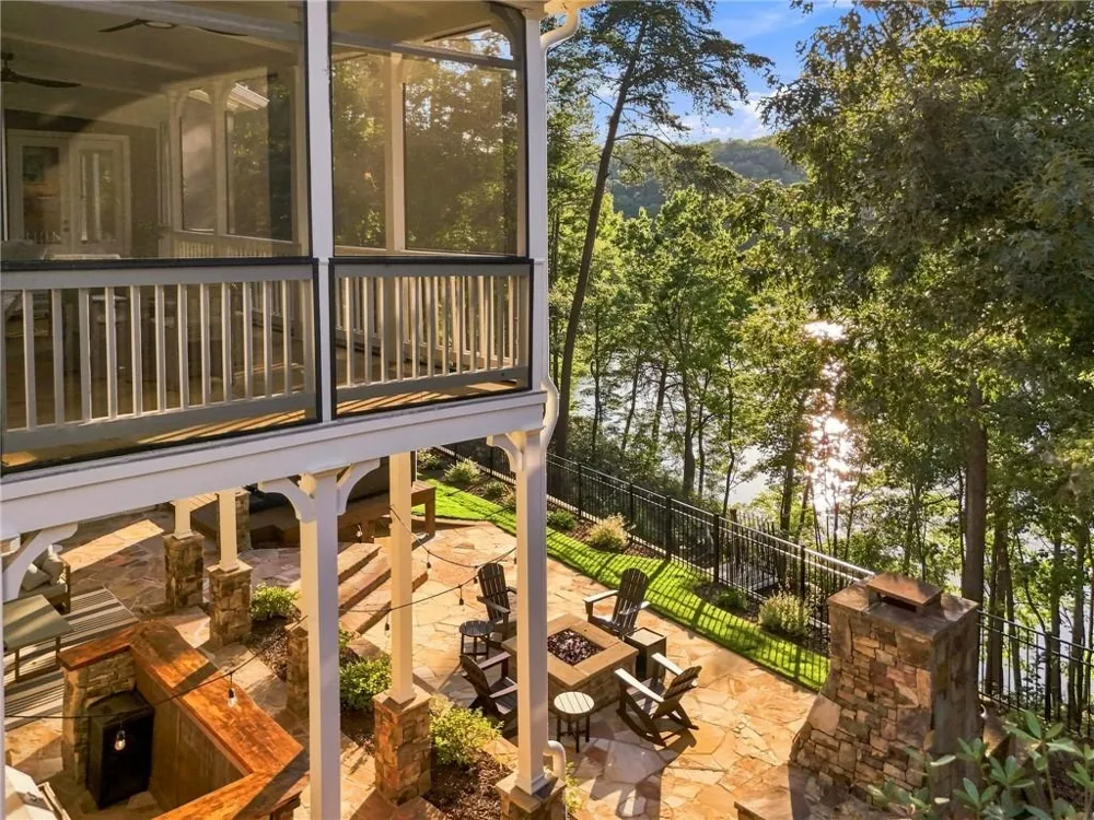 117 Peninsula Way Dawsonville, GA 30534