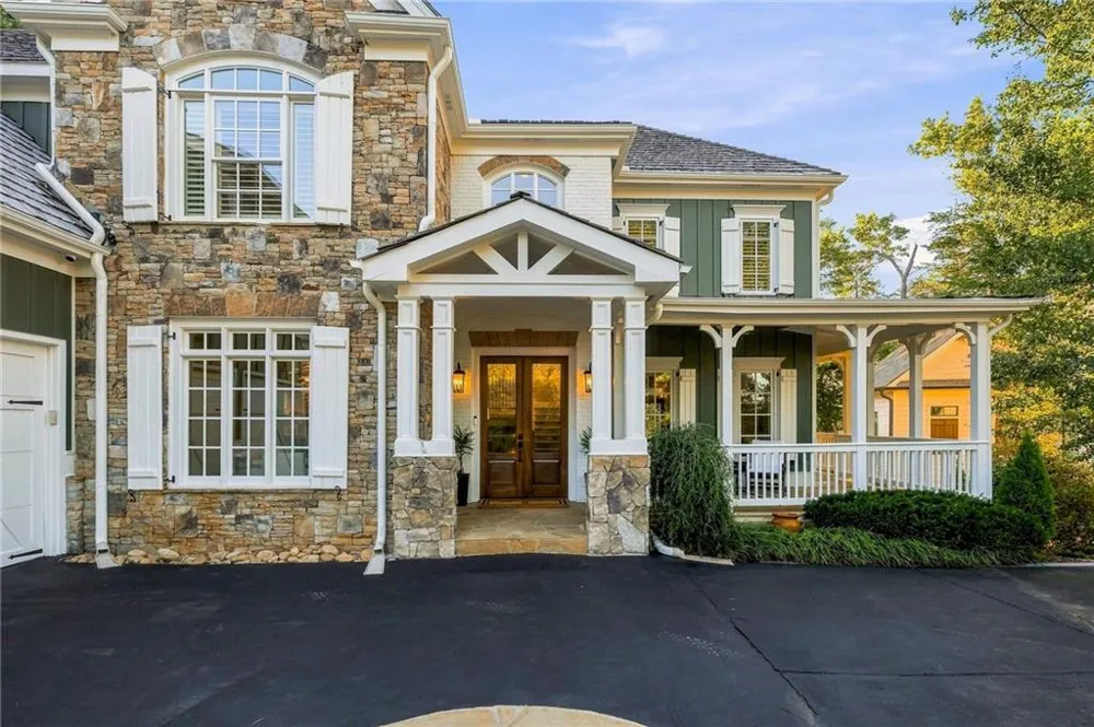 117 Peninsula Way Dawsonville, GA 30534