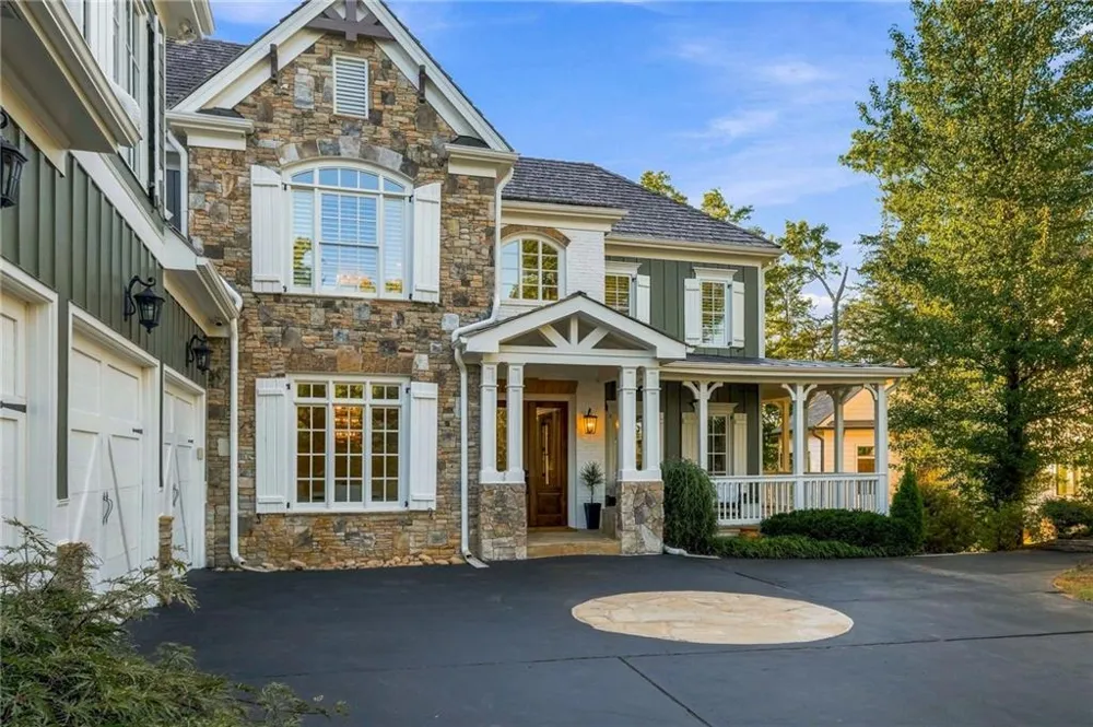 117 Peninsula Way Dawsonville, GA 30534