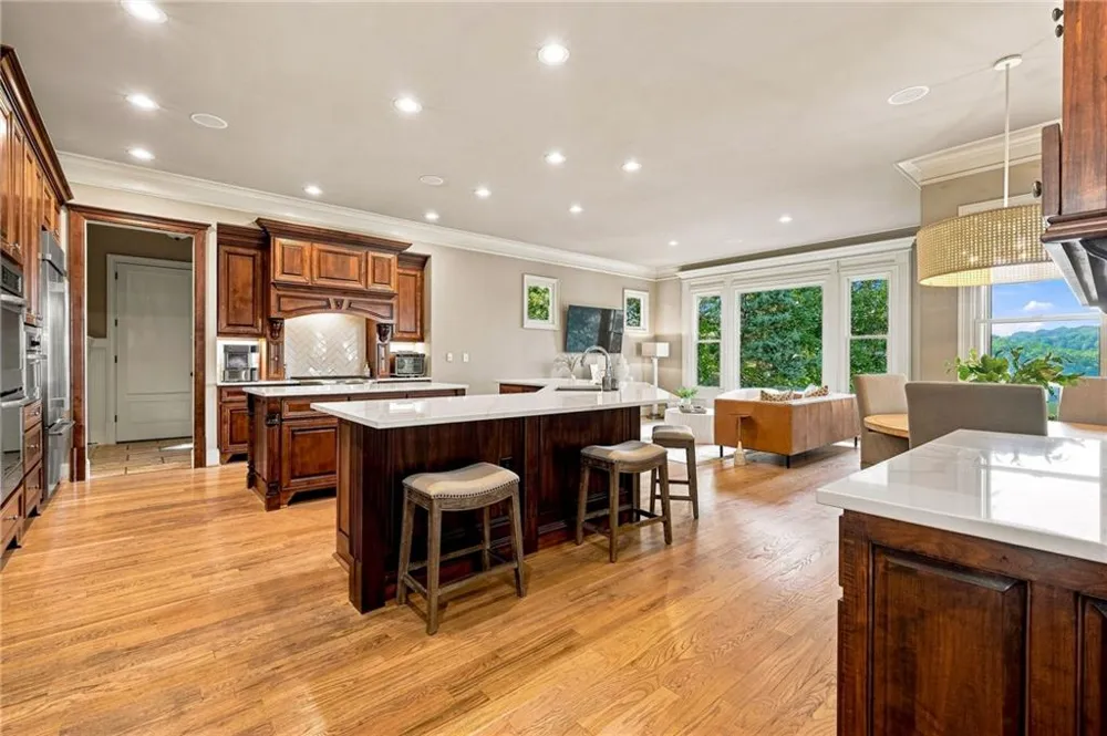 117 Peninsula Way Dawsonville, GA 30534