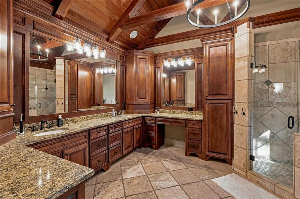 117 Peninsula Way Dawsonville, GA 30534