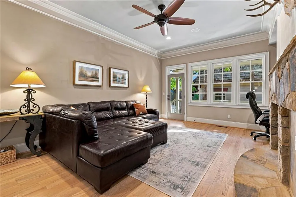 117 Peninsula Way Dawsonville, GA 30534