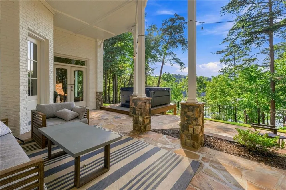 117 Peninsula Way Dawsonville, GA 30534
