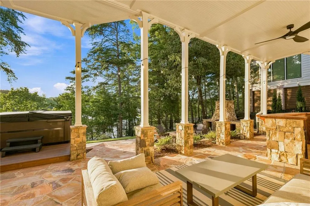 117 Peninsula Way Dawsonville, GA 30534