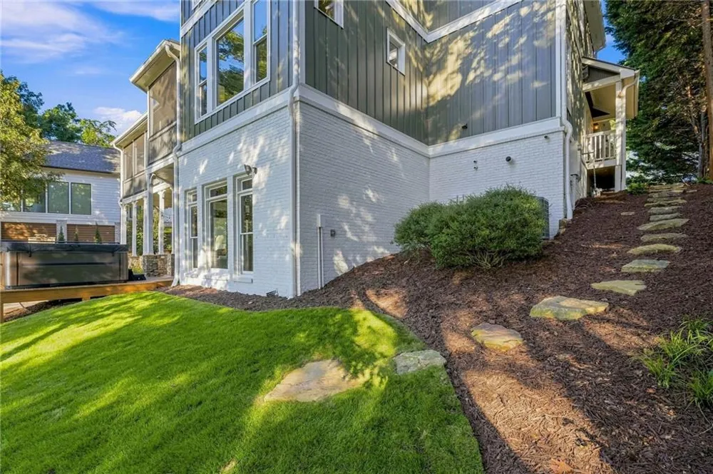 117 Peninsula Way Dawsonville, GA 30534