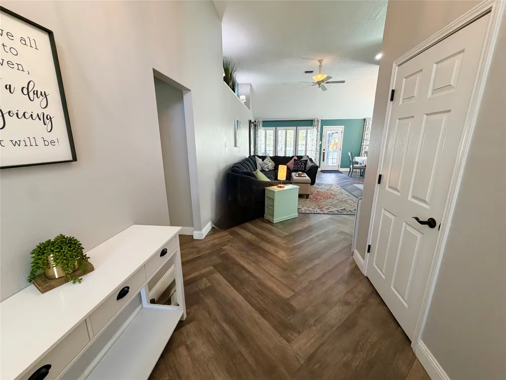 9920 Pack Saddle Trail Fort Worth, TX 76108