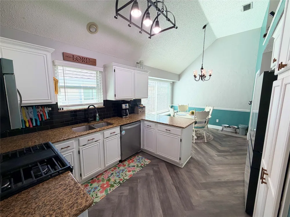 9920 Pack Saddle Trail Fort Worth, TX 76108