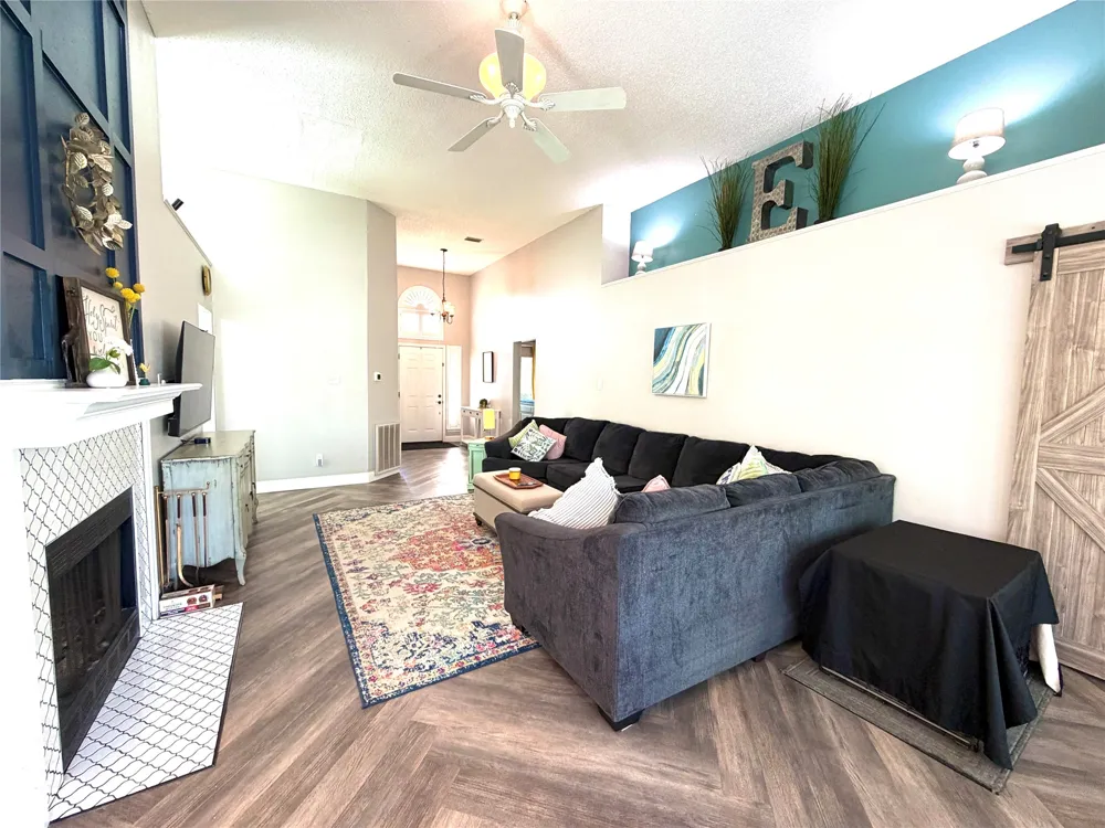 9920 Pack Saddle Trail Fort Worth, TX 76108