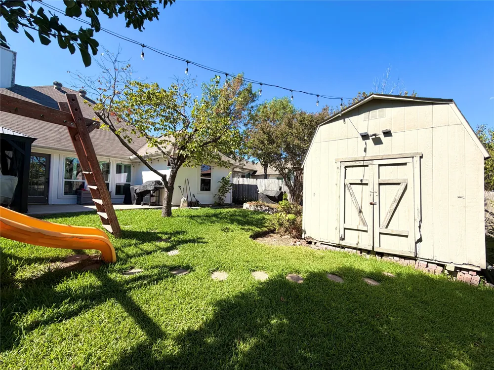 9920 Pack Saddle Trail Fort Worth, TX 76108