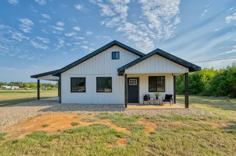 104 Private Road 33091