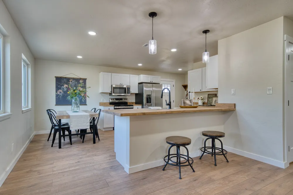 104 Private Road 33091 Omaha, TX 75571