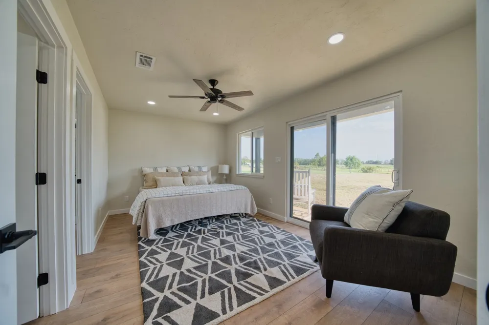 104 Private Road 33091 Omaha, TX 75571