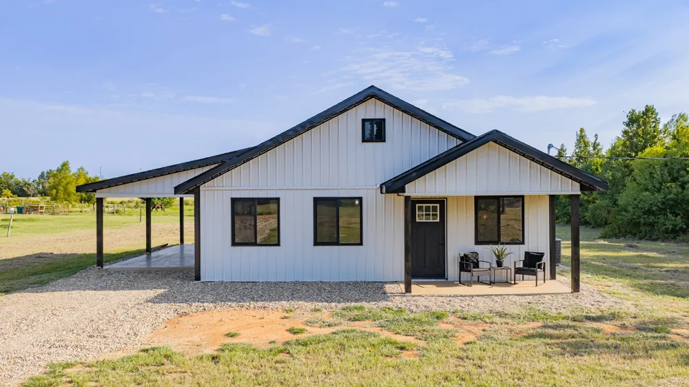 104 Private Road 33091 Omaha, TX 75571