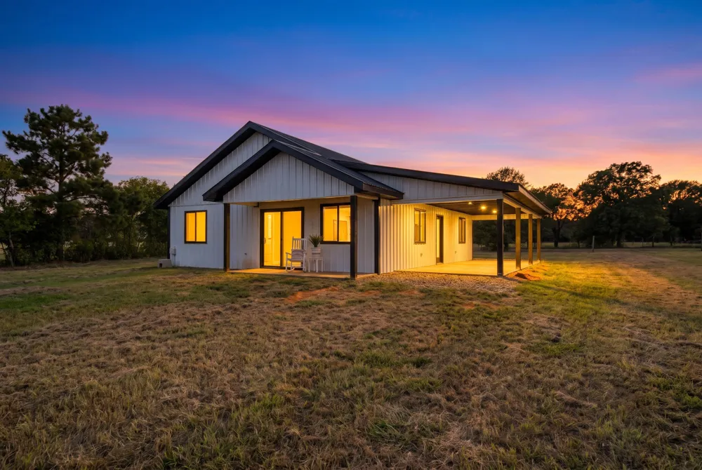104 Private Road 33091 Omaha, TX 75571