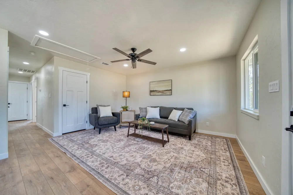 104 Private Road 33091 Omaha, TX 75571