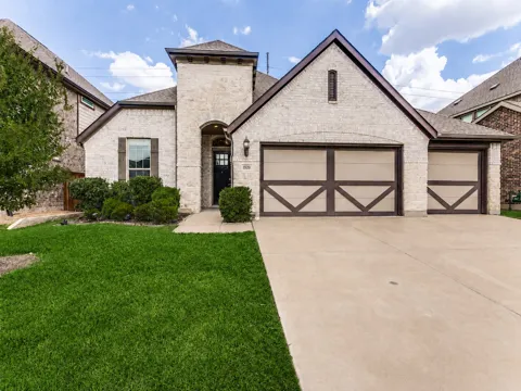 1520 Eleanor Drive