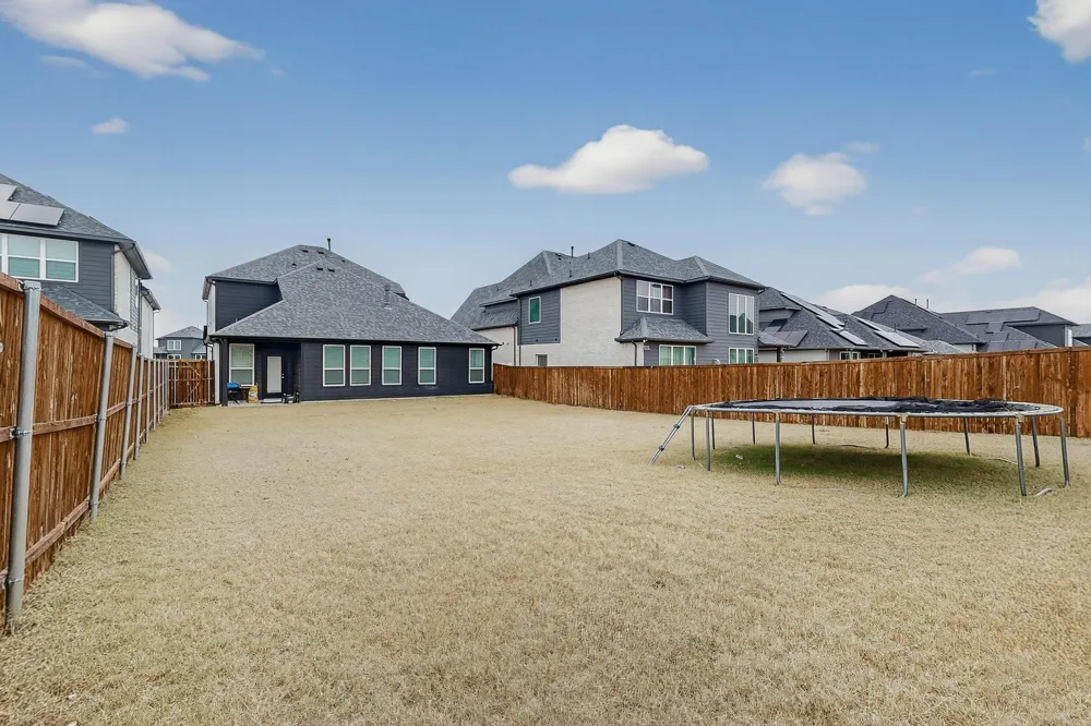 504 Conestoga Pass Weston, TX 75009
