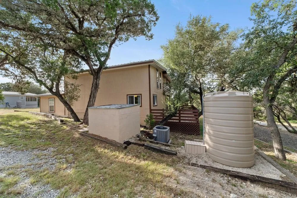 267 Angel Drive Lakehills, TX 78063