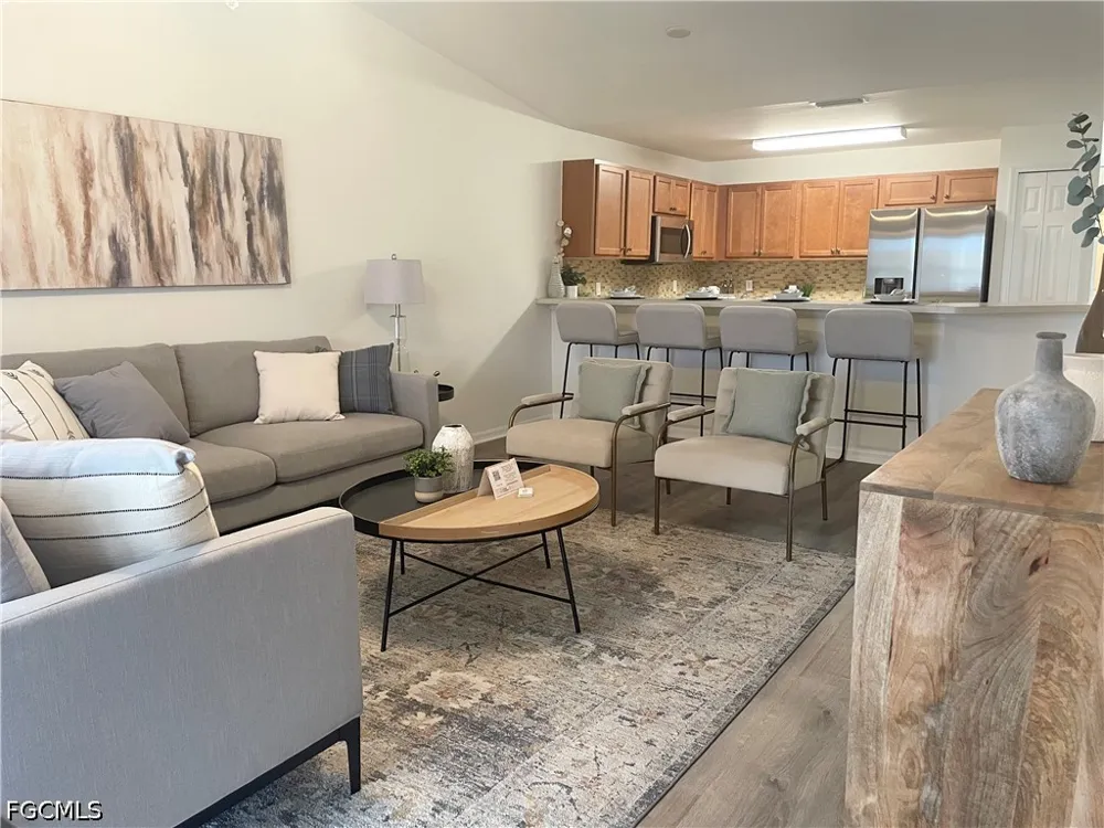 NE 8Th Place Cape Coral, FL 33909