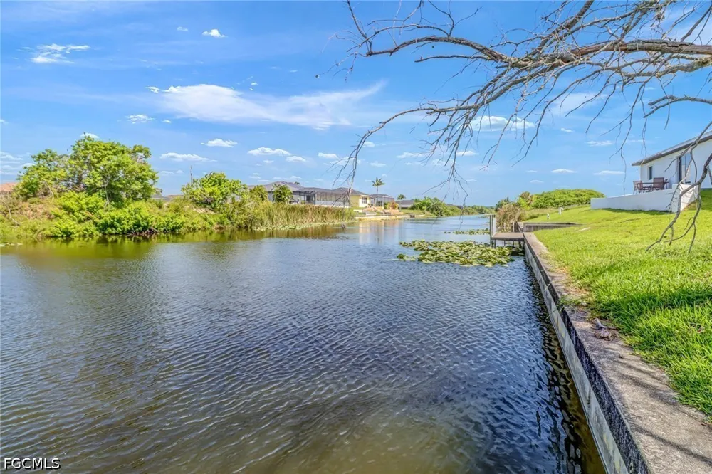 NE 8Th Place Cape Coral, FL 33909