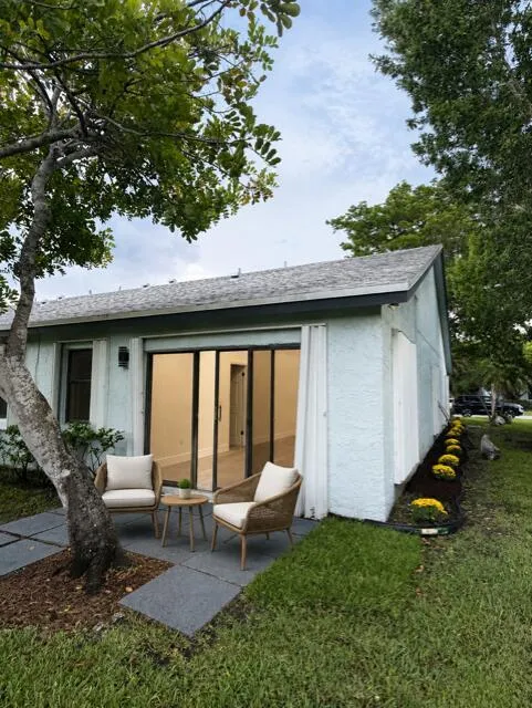 8204 NW 100th Lane Tamarac, FL 33321