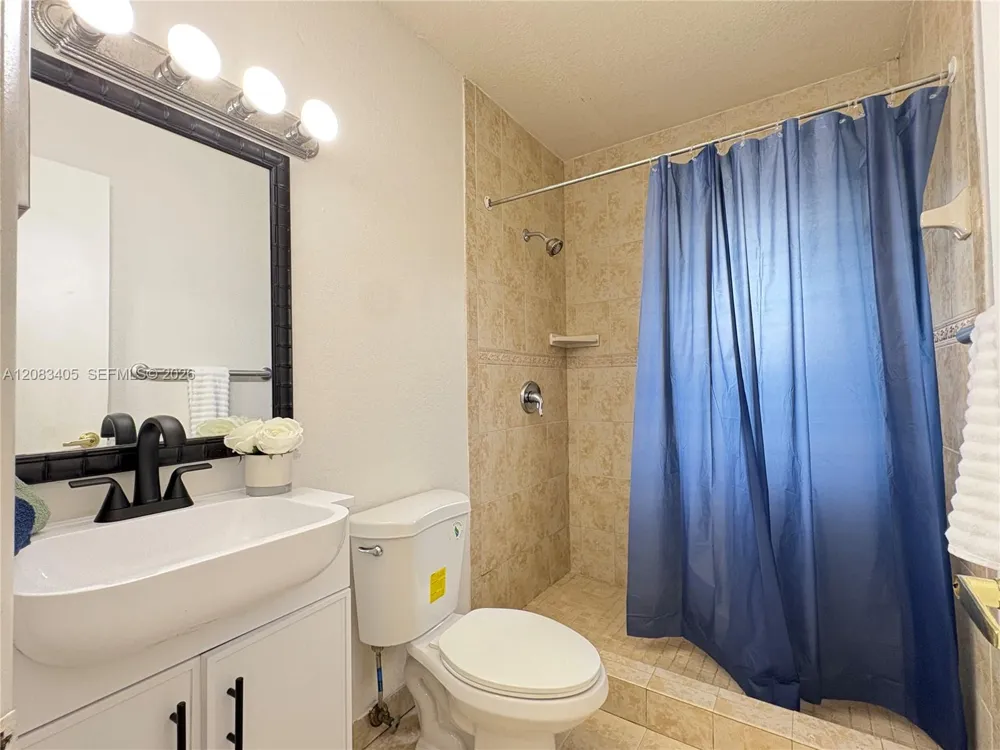 700 SW 51st Ave #. Miami, FL 33134