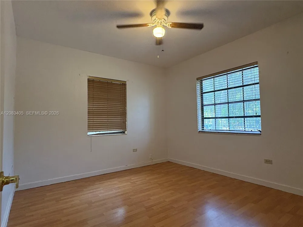 700 SW 51st Ave #. Miami, FL 33134