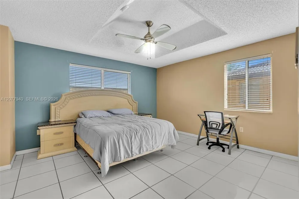13949 Forest Oak Cir Davie, FL 33325