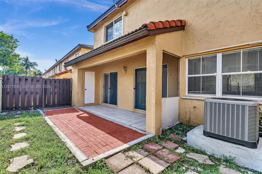 13949 Forest Oak Cir Davie, FL 33325