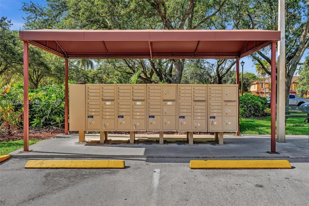 13949 Forest Oak Cir Davie, FL 33325