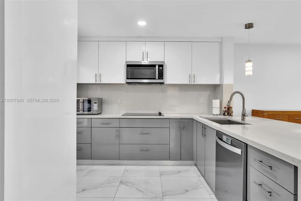 13949 Forest Oak Cir Davie, FL 33325