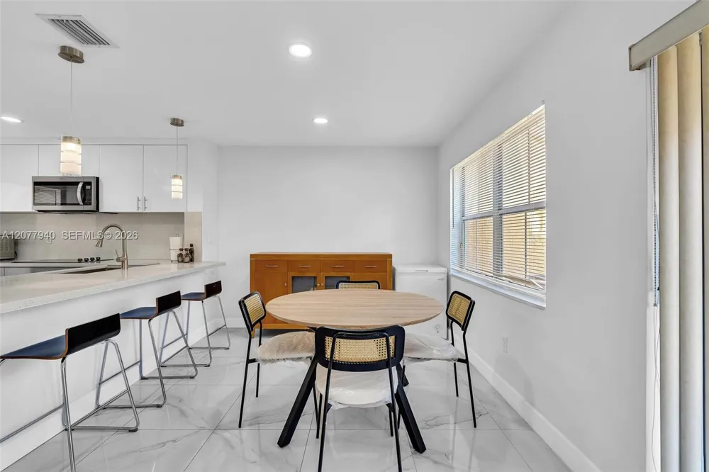 13949 Forest Oak Cir Davie, FL 33325