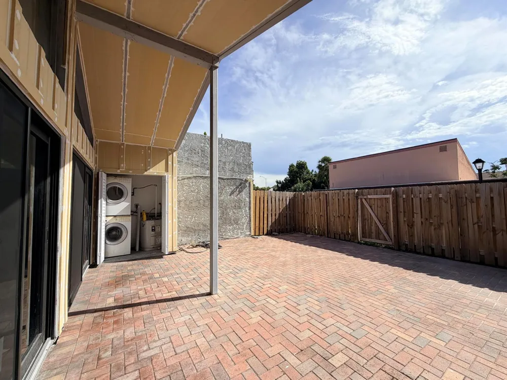 1720 NW 73rd Avenue Plantation, FL 33313