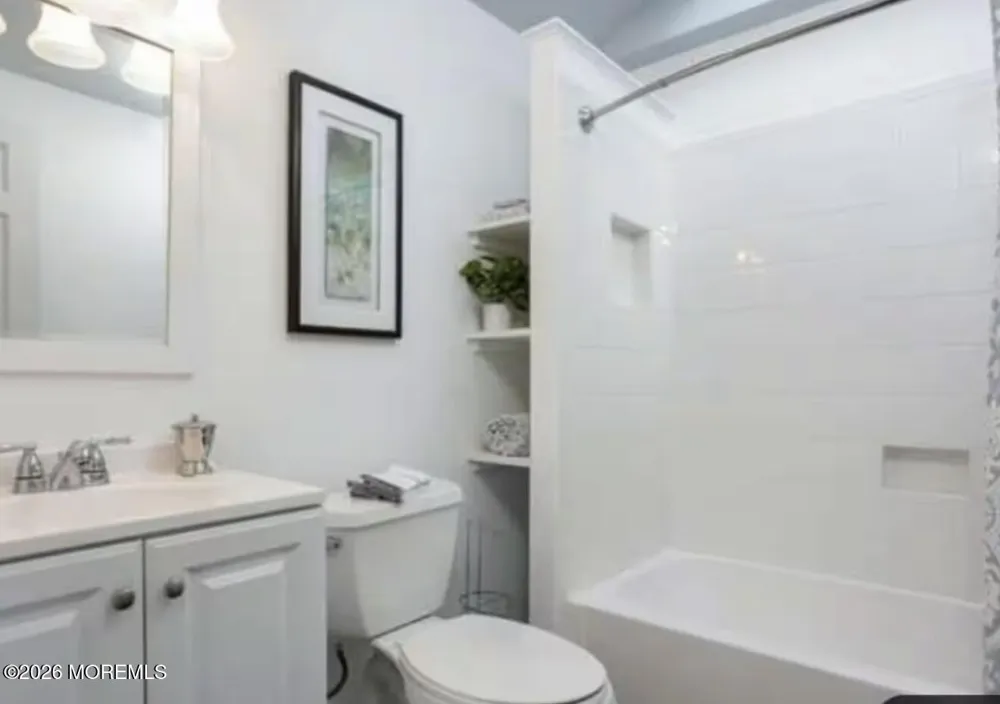 170 1st Avenue #2 Manasquan, NJ 08736
