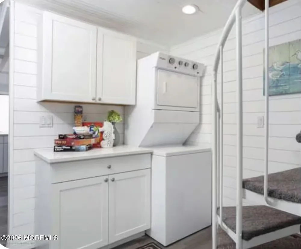 170 1st Avenue #2 Manasquan, NJ 08736