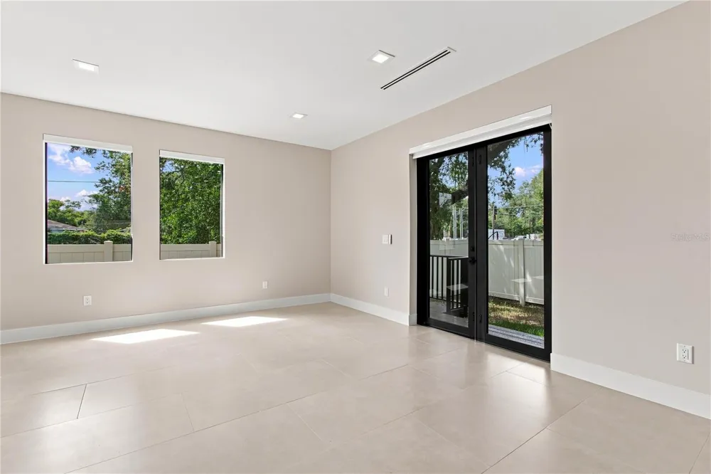 3429 W PALMETTO STREET Tampa, FL 33607