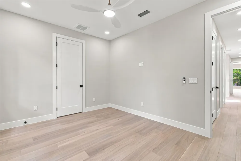 3429 W PALMETTO STREET Tampa, FL 33607