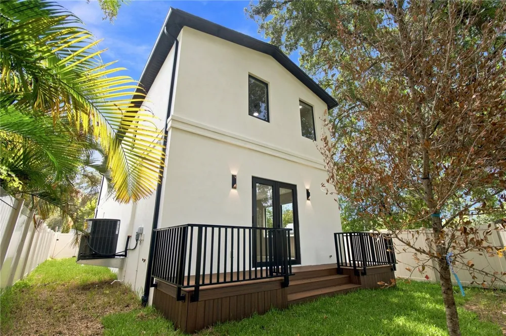3429 W PALMETTO STREET Tampa, FL 33607