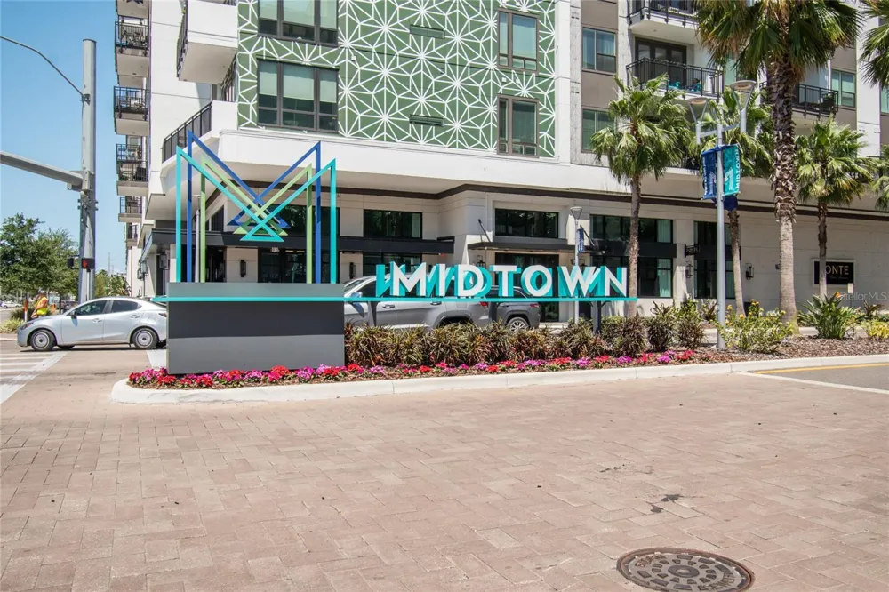 3429 W PALMETTO STREET Tampa, FL 33607